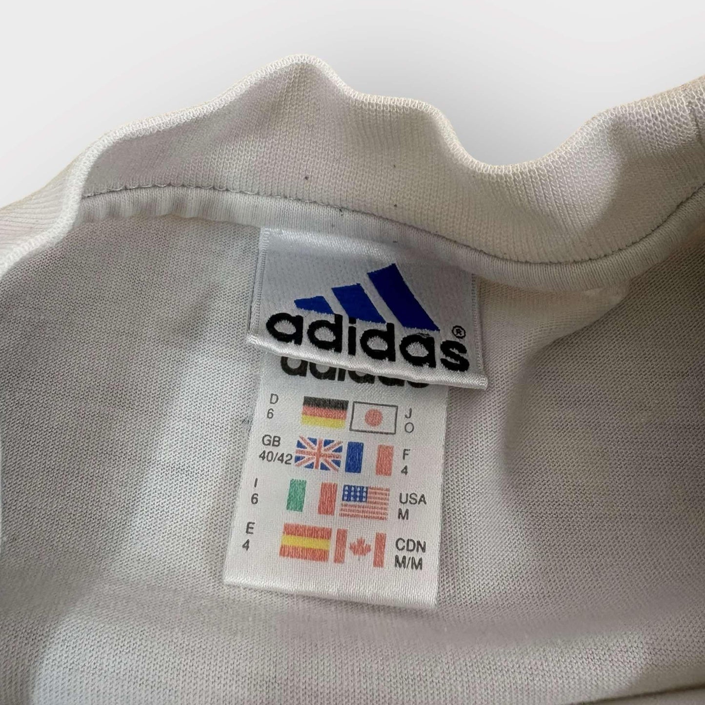 Adidas T-shirt